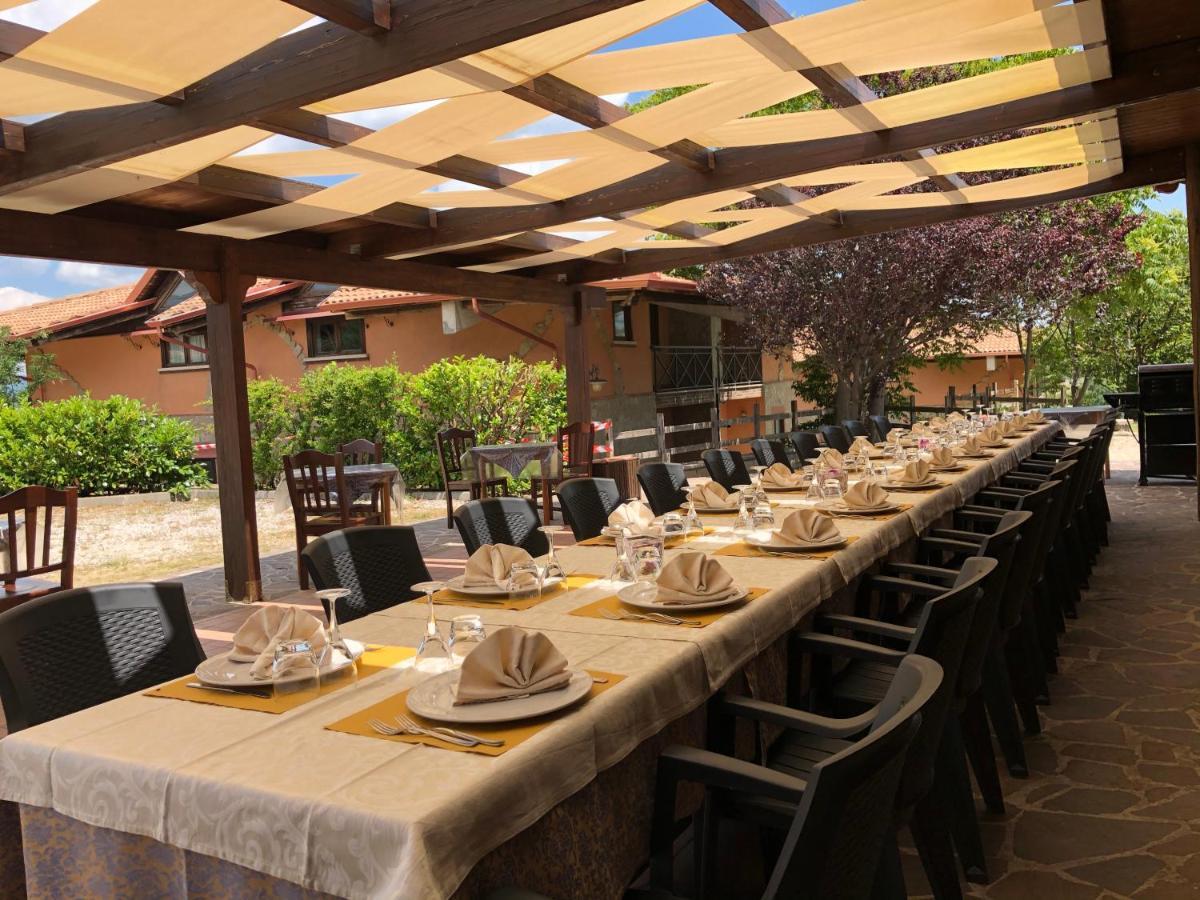 Hotel Pietrapanna Calvello Bagian luar foto
